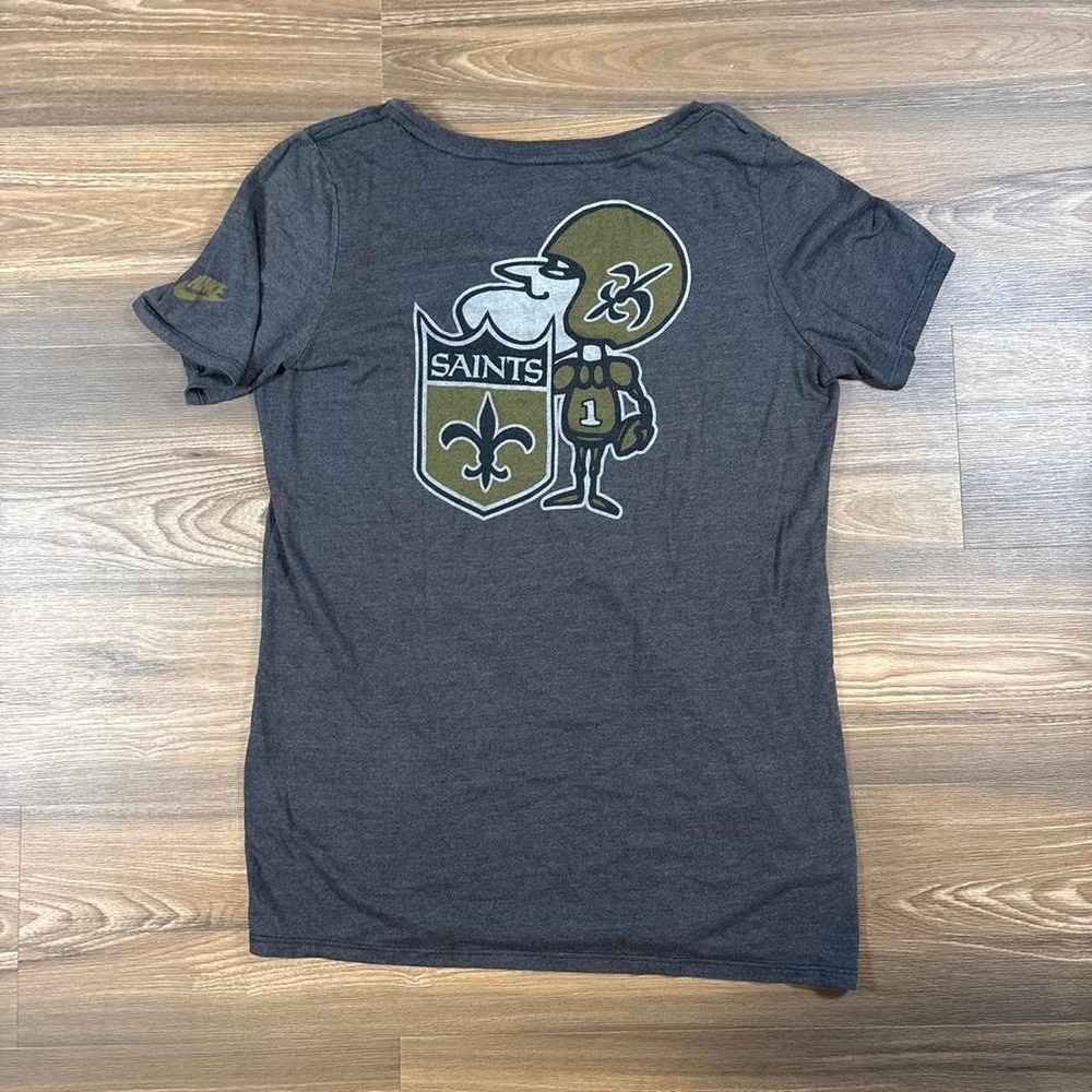 New Orleans Saints NFL women's gray t-shirt with cartoon